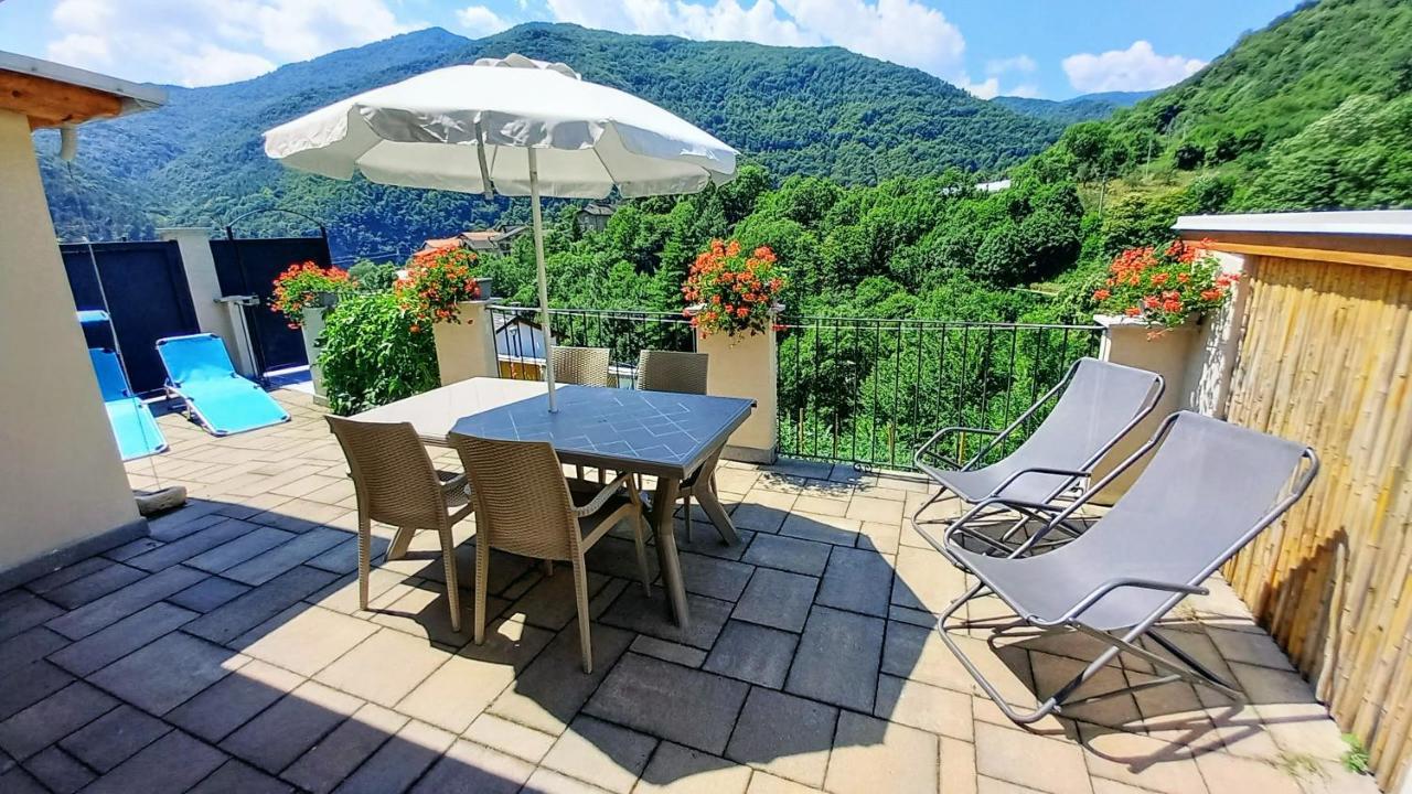 Holiday home Vallemaira House Casa Belvedere Luce & Sole 10 Posti Letto San Damiano Macra