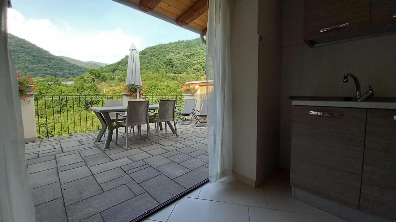 Holiday home Vallemaira House Casa Belvedere Luce & Sole 10 Posti Letto San Damiano Macra