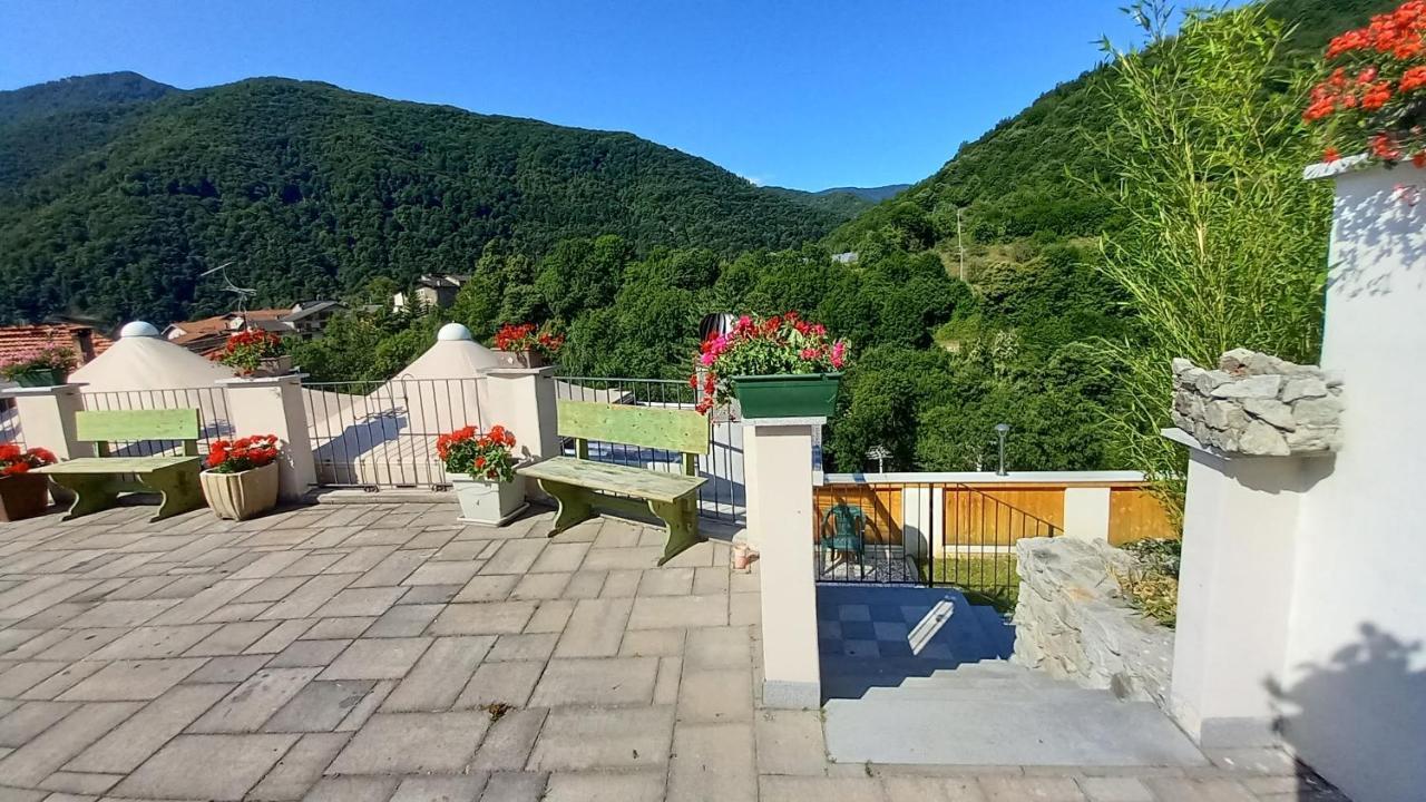 Vallemaira House Casa Belvedere Luce & Sole 10 Posti Letto Holiday home San Damiano Macra
